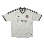 2002/04 - Bayern Munich - Extérieur (L)