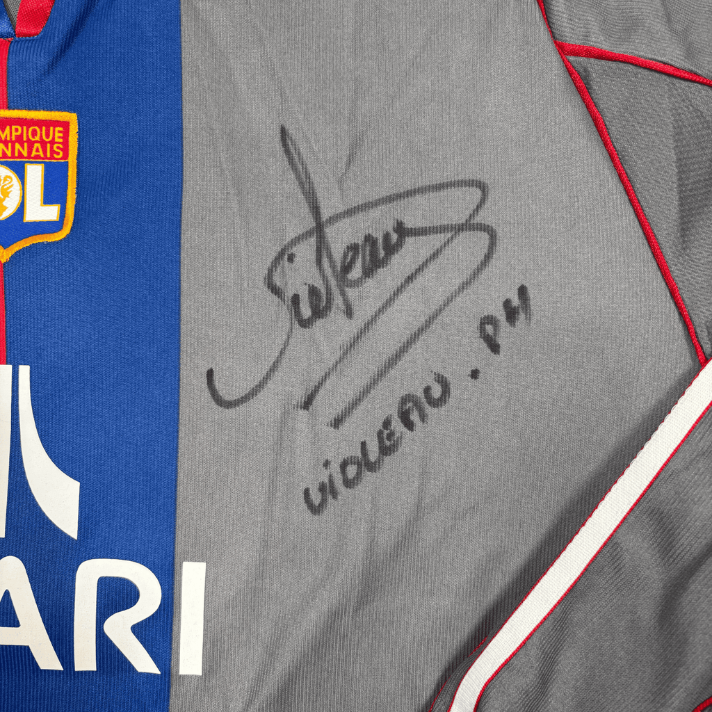 2001/02 - Olympique Lyonnais - Third - "Porté/Préparé/Signé" VIOLEAU #6 (XL)