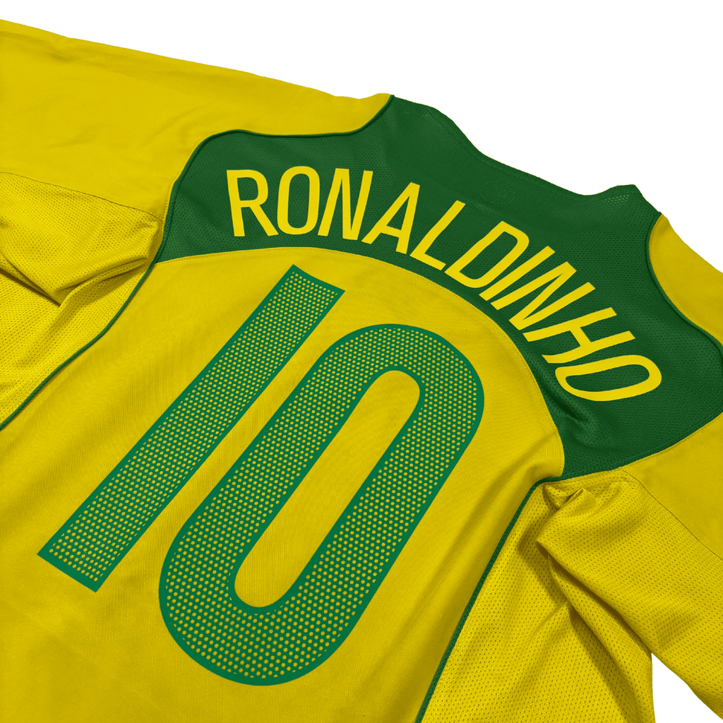 2004/06 - Brésil - Domicile - RONALDINHO #10 (L)