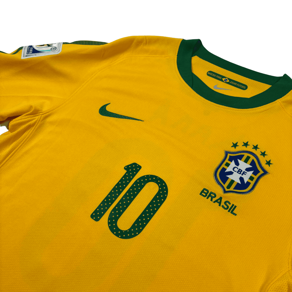 2010/11 - Brésil - Domicile - KAKA #10 (S)
