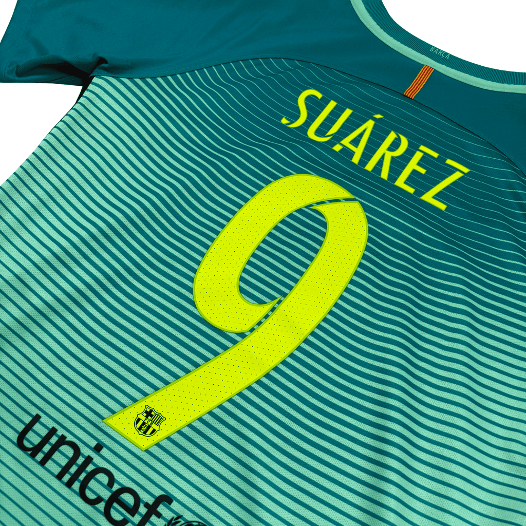 2016/17 - FC Barcelone - Third - SUAREZ #9 (14S)