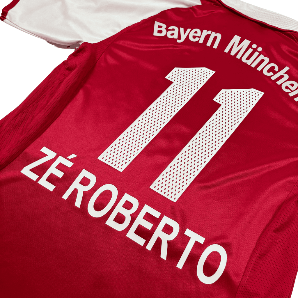 2003/04 - Bayern Munich - Domicile - ZE ROBERTO #11 (S)