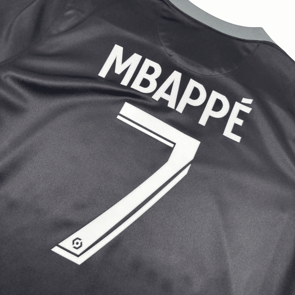 2021/22 - PSG Paris Saint Germain - Third - MBAPPE #7 (M)