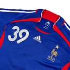2006/07 - France - Domicile - ANELKA #39 (L)