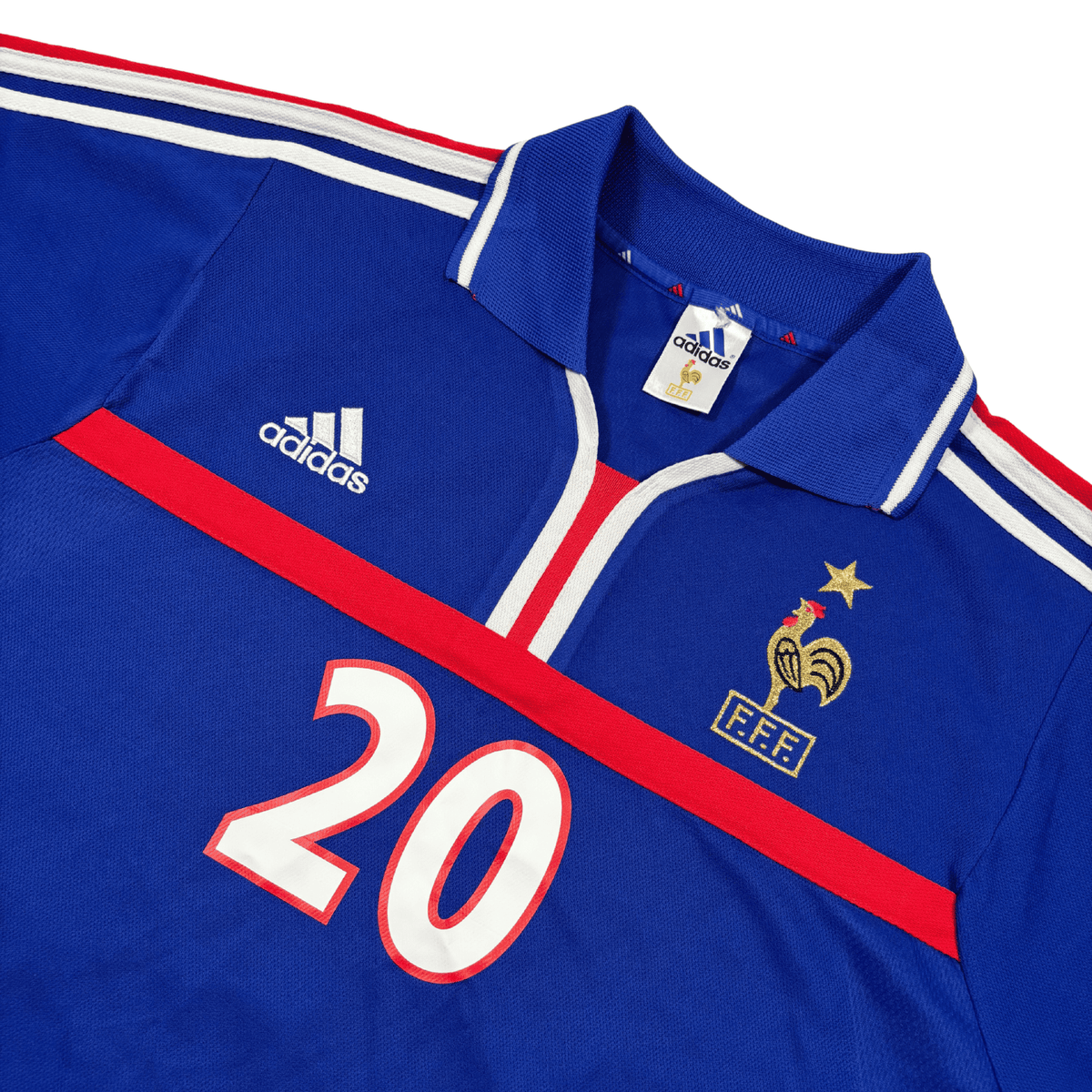 2000/02 - France - Domicile - TREZEGUET #20 (L)