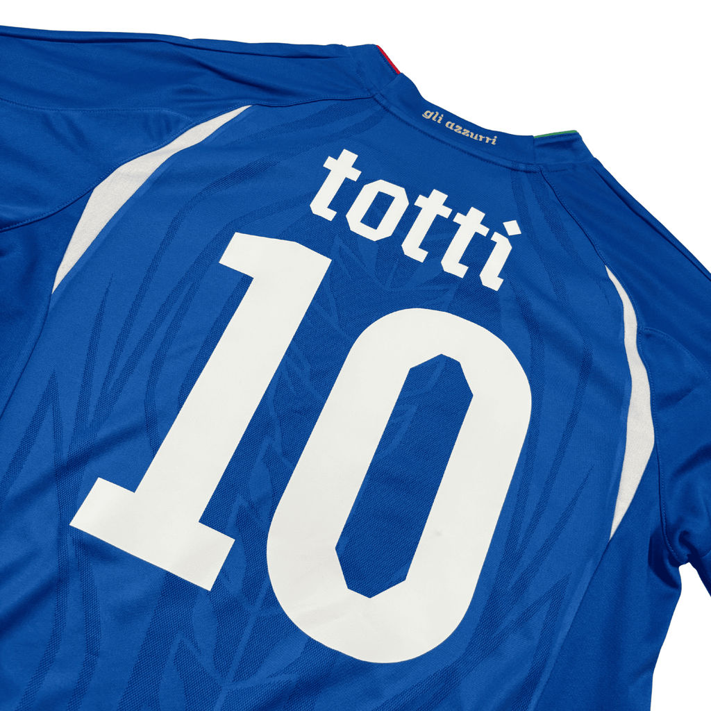 2010/12 - Italie - Domicile - TOTTI #10 (L)