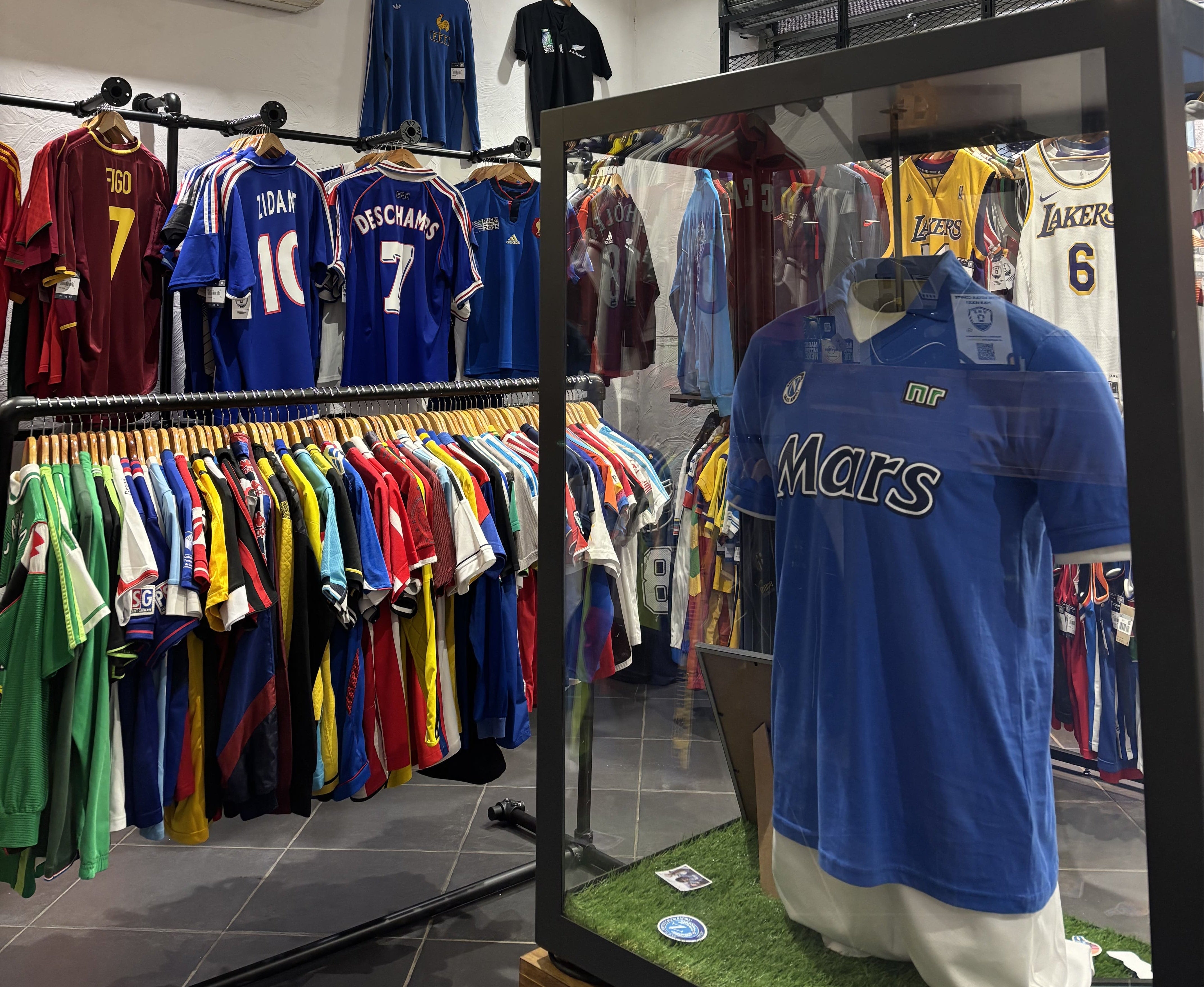 Vintage football shirts - retro | Vintage Historic Sports